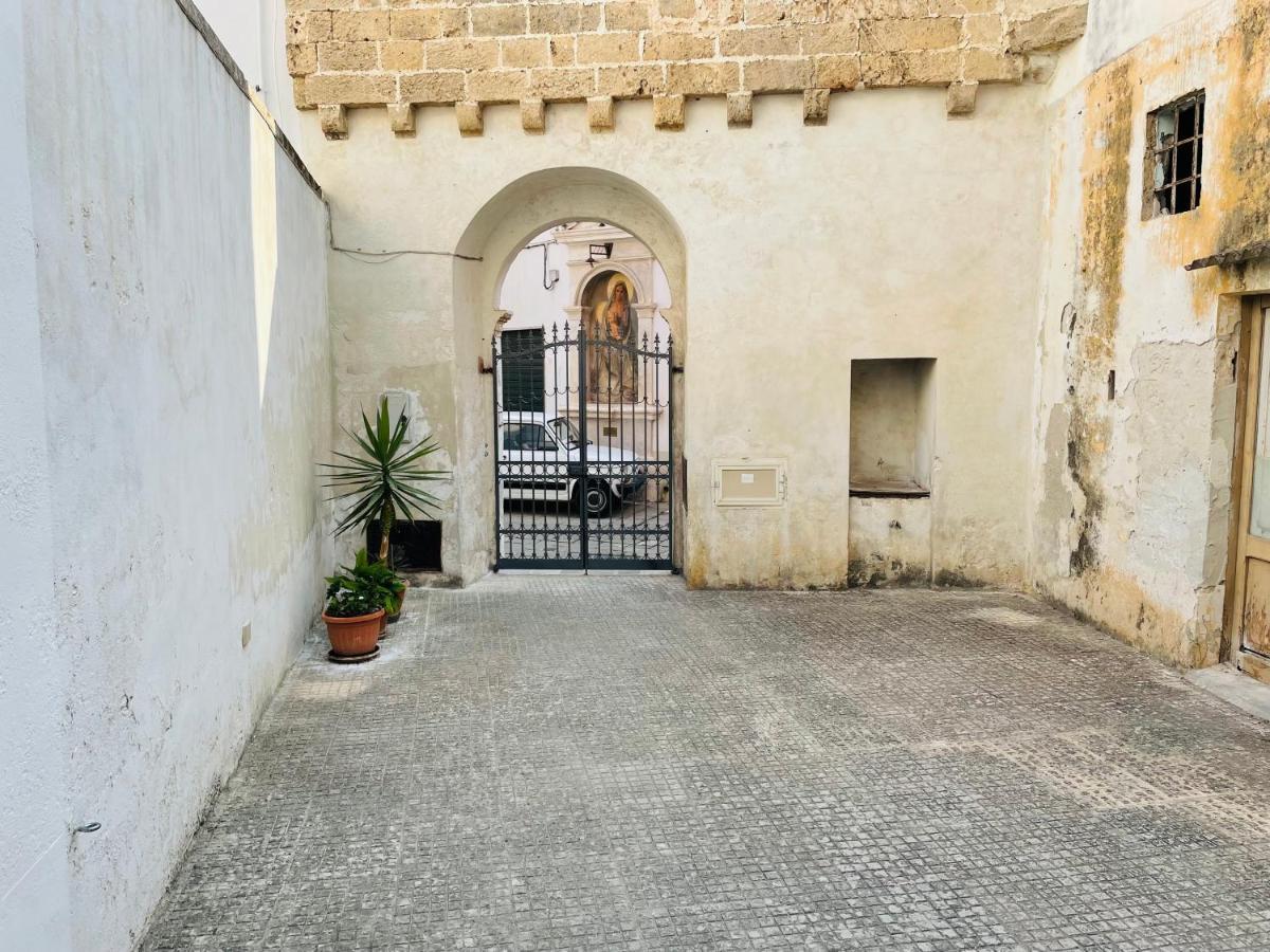 Casetta Carens Nel Centro Storico Di Nardò Extérieur photo