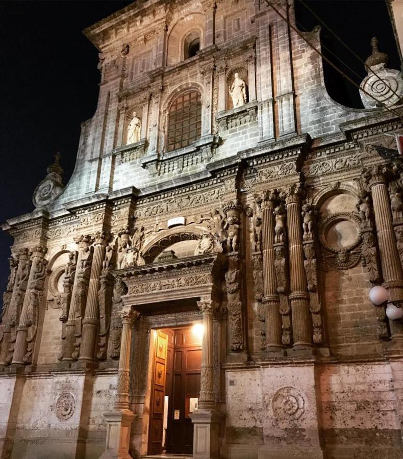 Casetta Carens Nel Centro Storico Di Nardò Extérieur photo